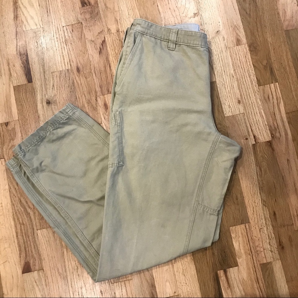 Columbia Khaki Pants - Size 36